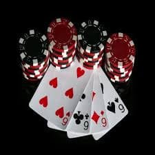 Beragam pilihan permainan Live Casino tersedia dengan dealer langsung dan kualitas streaming tinggi